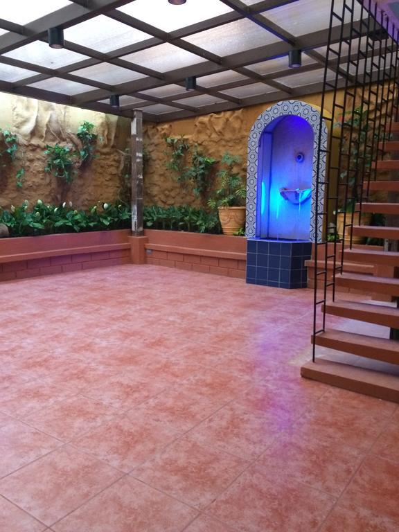 مبيت وإفطار ليغاسبي Casa Roces المظهر الخارجي الصورة