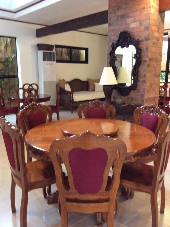 مبيت وإفطار ليغاسبي Casa Roces المظهر الخارجي الصورة